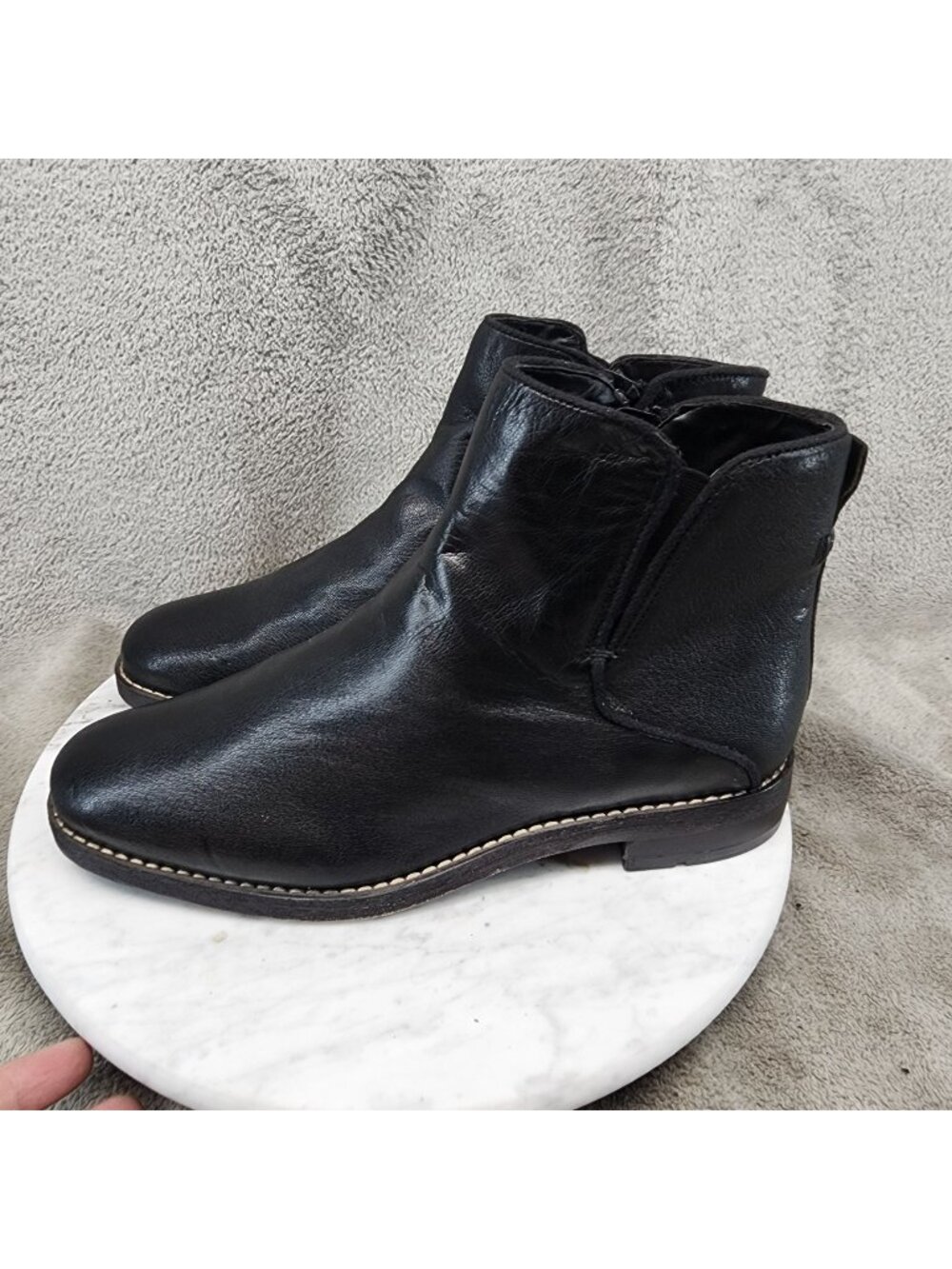 Franco Sarto Shoes Womens Size 8 Black Leather Ankle Boots *Read*